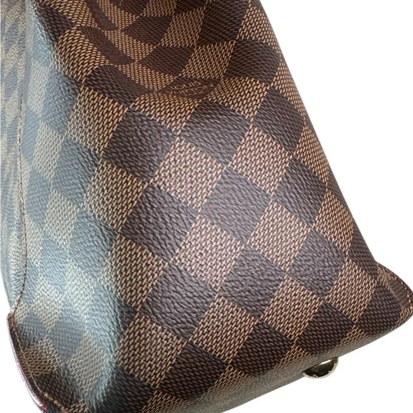 LOUIS VUITTON Damier Ebene Tote Bag with Red Accents - Picture 4 of 10